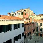Residence Moretta - Historical Center