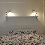 Sunny Comfort - Venezia Via Edmondo De Amicis, 2