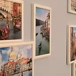 Pavarotti House
