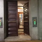 Principe Di Piemonte Apartment 10M Venice 6 Guests