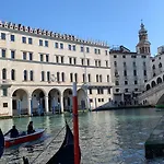 A Pochi Passi Da San Marco