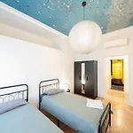 Principe Di Piemonte Apartment 10M Venice 6 Guests