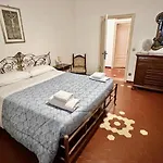 Sant\'Elena - Vicino Alla Biennale