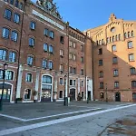 Molino Stucky Chimera - Canal View