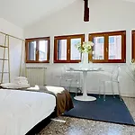 Residence Surian