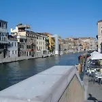 Ferienwohnung Auf Zwei Ebenen Mitten In Venedig