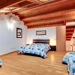 Ferienwohnung Auf Zwei Ebenen Mitten In Venedig