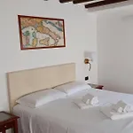 Alloggi Marinella