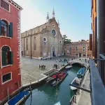 Suite Veronica
