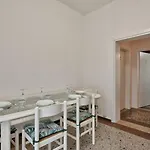 City Living Guest House Venice Room