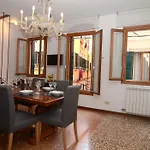Classic Venice House