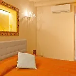 Dogi Suites
