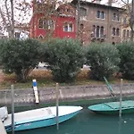 Maison Sant\'Elena