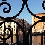 Venice Apartment Overlooking Grand Canal