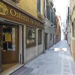 Calle Sacrestia