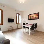 Serenissima Apartments