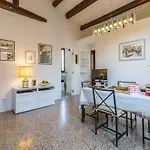 Ca\' Dell\'Abate Terrace