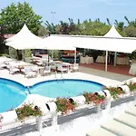 Hotel Airone