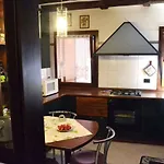 Relaxing Venetian Flat