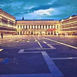 Ca\' Fenice 1921