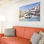 Rialto Corte Dei Sansoni Canal View By Wonderful Italy