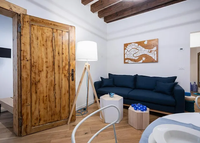 Privacy In Venice - Your Apartment To Be Let Alone