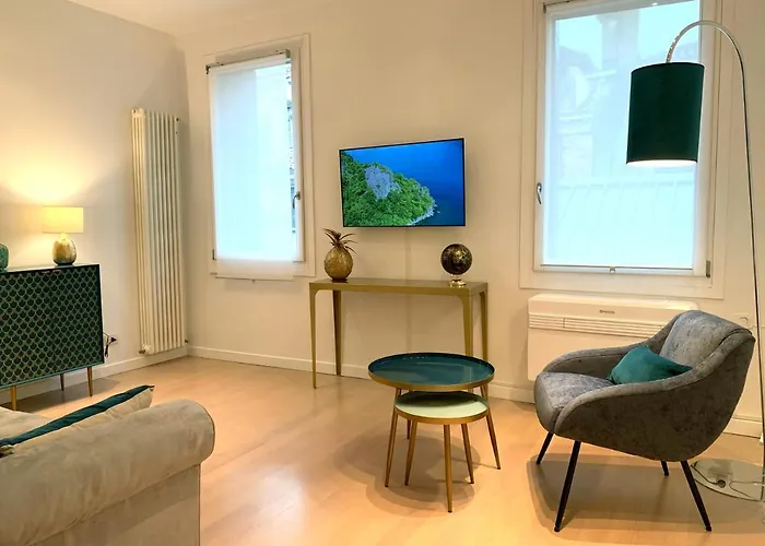 Live In The Heart Of Venice