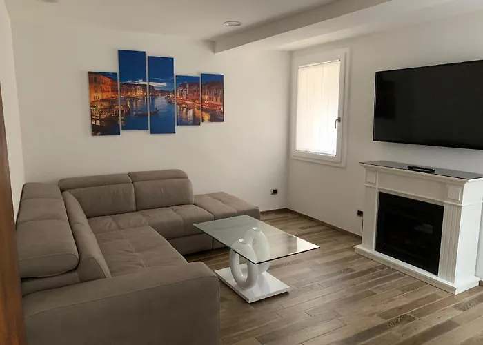 Casa Elena