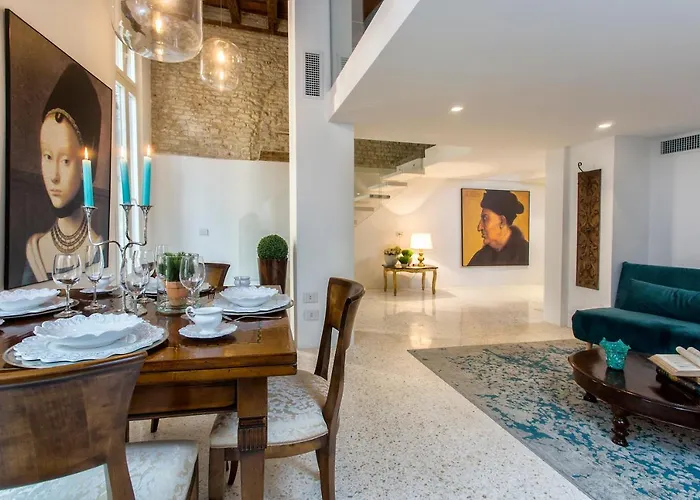 Italiahaus - Ca\' Olivo Loft With Canal View In Rialto Venice