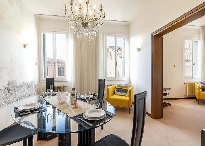 Campo San Toma\' - Tiffany Apartment