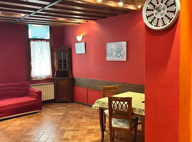 Venice Lin Apartment