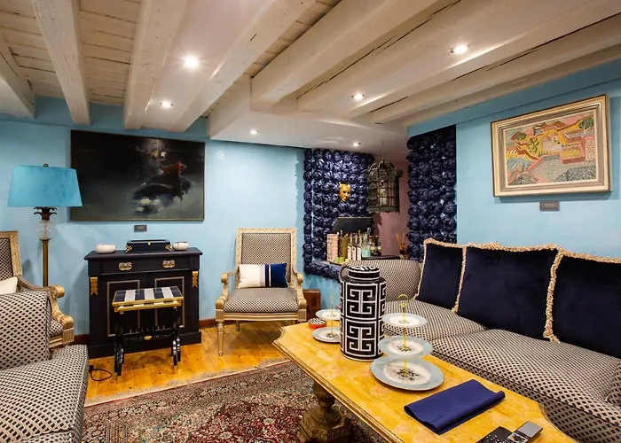 Luxury Apartment In Venice
