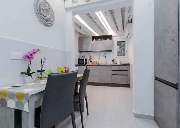 Palazzo Dolfin - Piazza San Marco Lovely Apartment