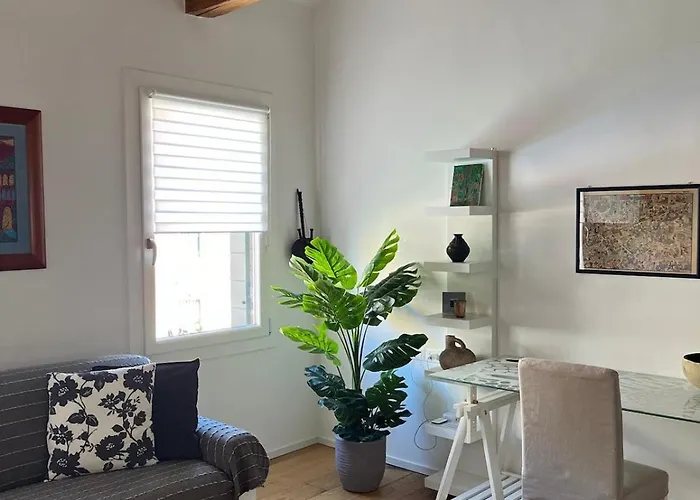 Victoria Studio