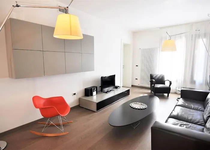 Stylish Apartment 100 Meters From San Marco Square