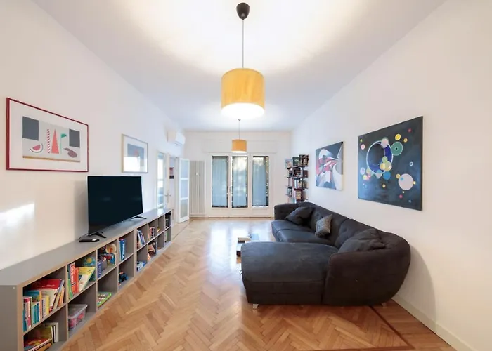 Principe Di Piemonte Apartment 10M Venice 6 Guests