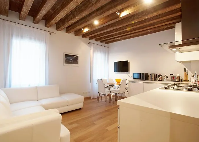 The Lion\'S House Apt2