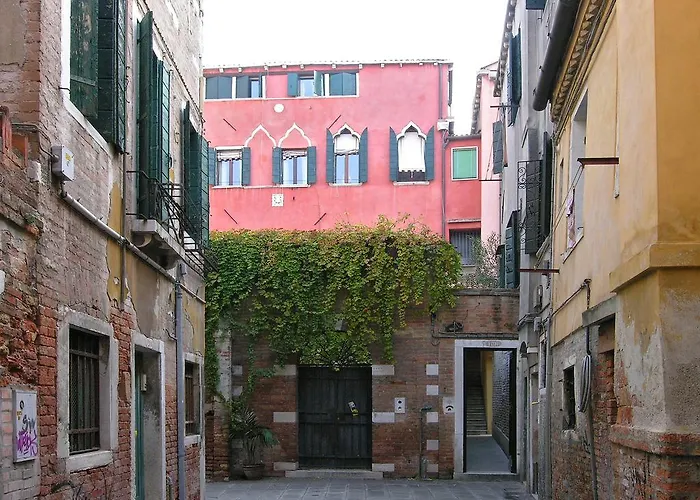 Ca\' Centopietre