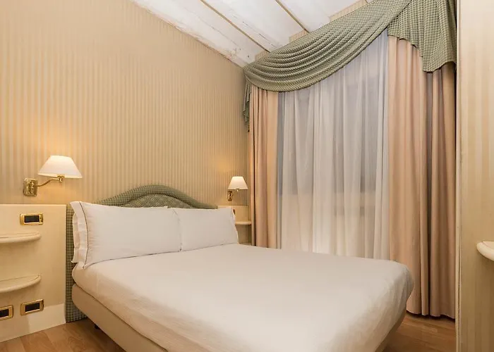 Hotel Hs