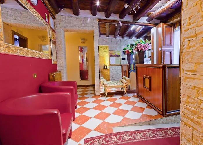 Hotel Henry