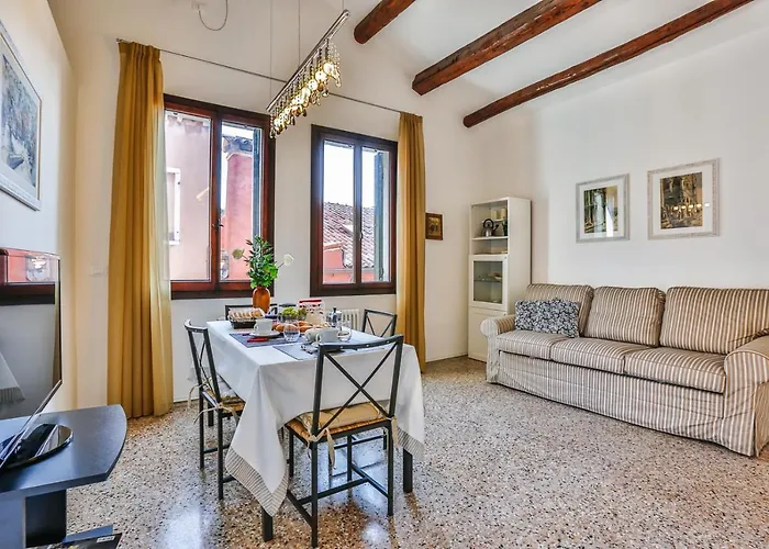 Ca\' Dell\'Abate Terrace