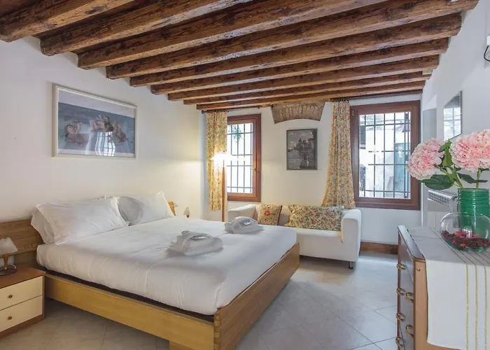 Corte Nova Venice
