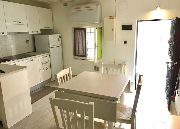 Santi Apostoli Apartment