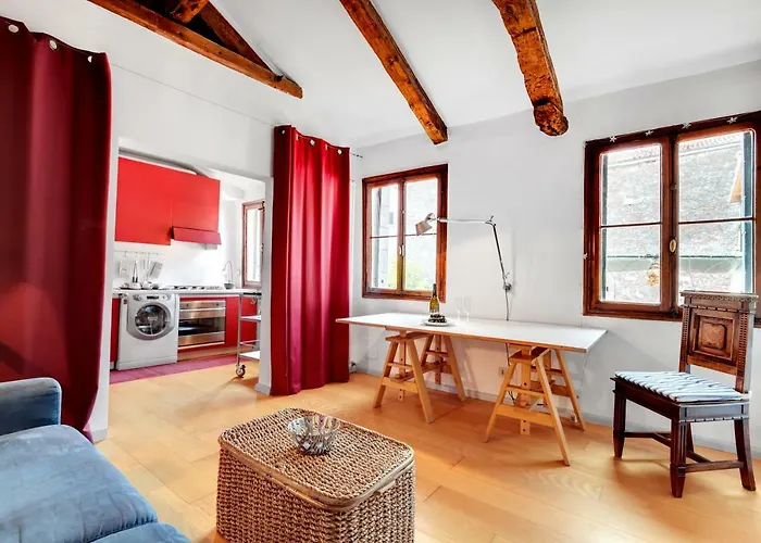Bragora Smoochy Attic In Venice