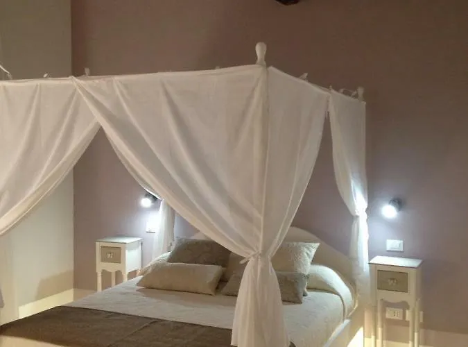 San Marco White Apartment