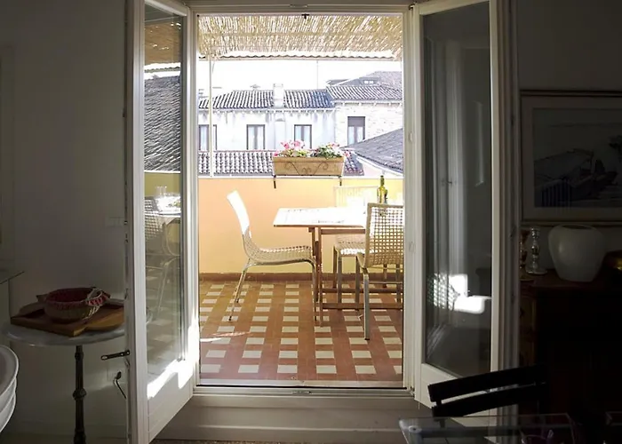 Venezia - Ca\' D\'Oro: Bella Casa Con Terrazzi