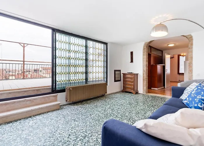 Ponte di Rialto Penthouse with Panoramic Terrace