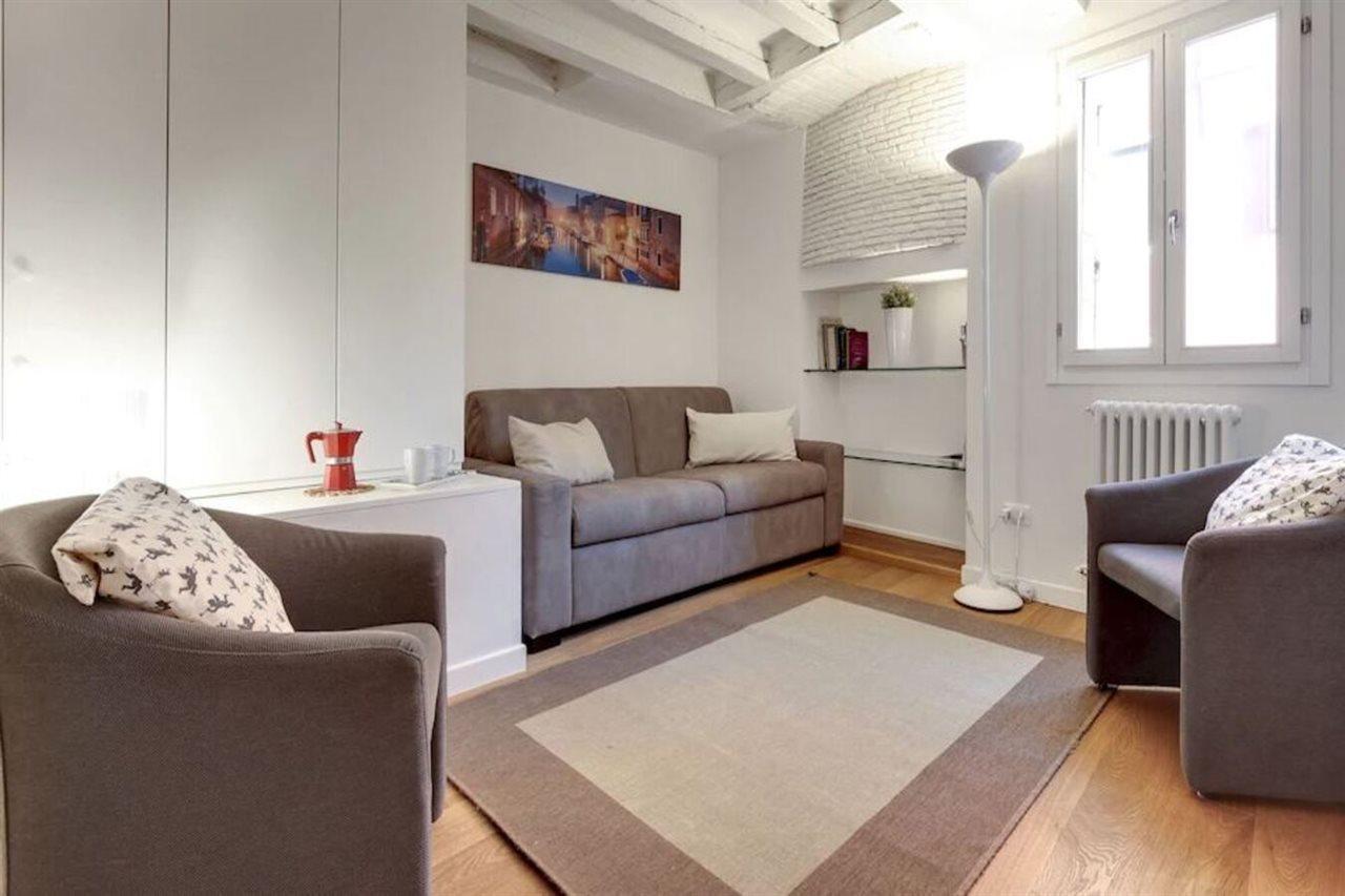 Pozzo Roverso Apartment