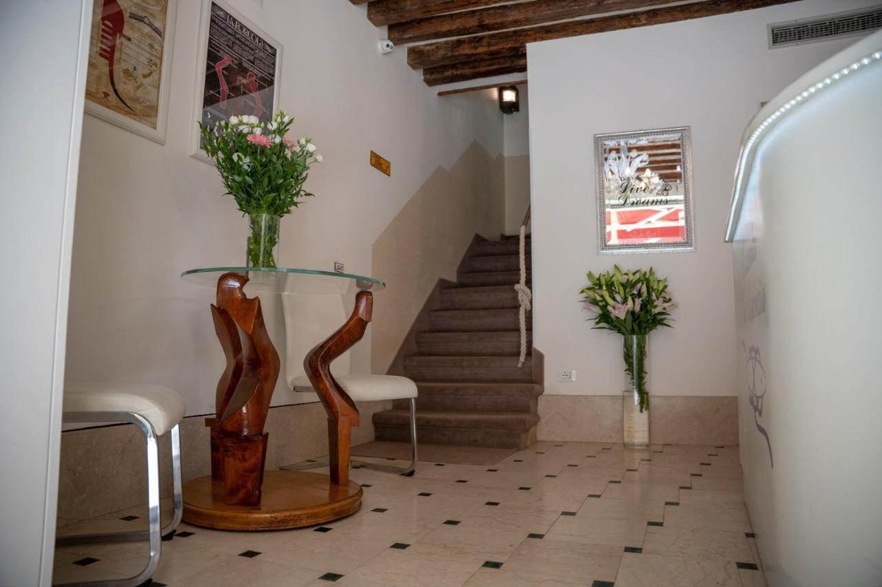 Ca' Lucrezia Venise