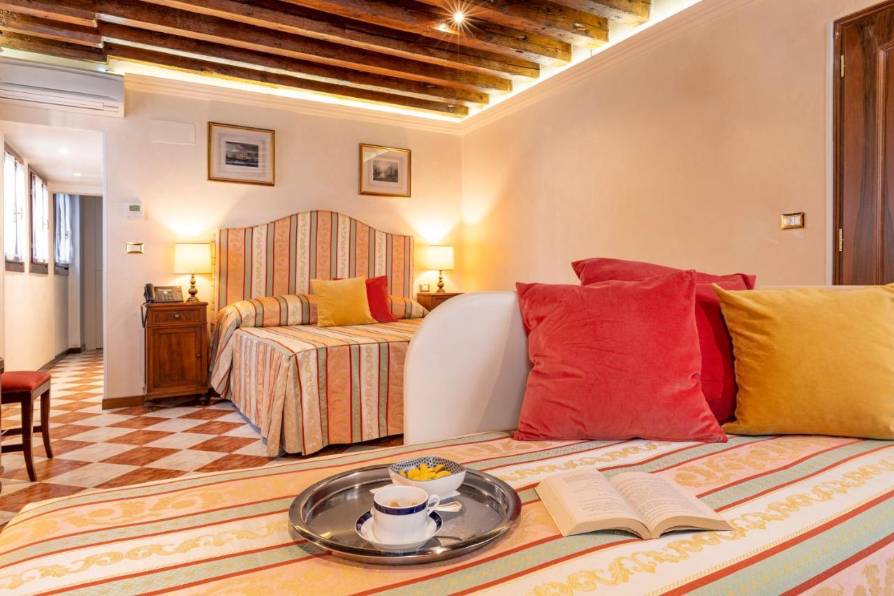 Palazzo Schiavoni Residenza D'epoca & Suite-apartments *